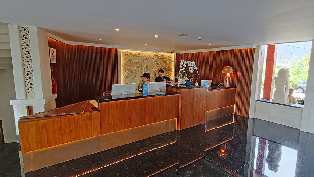 ホテルレセプション