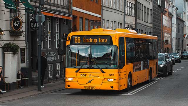 公共バス