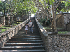 寺院への階段